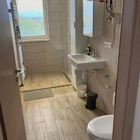 Primo Apartment *